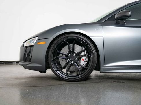 Used 2017 Audi R8 V10 plus AWD/4WD image 12