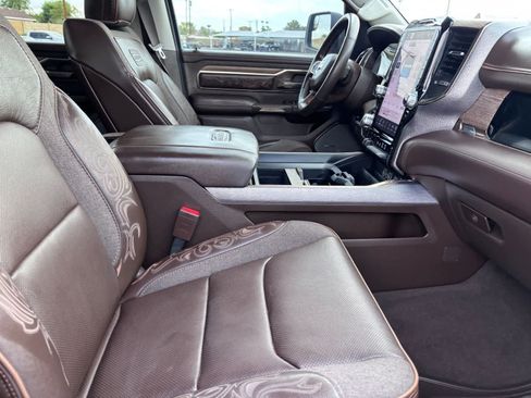 Used 2025 RAM 1500 Limited AWD/4WD image 10