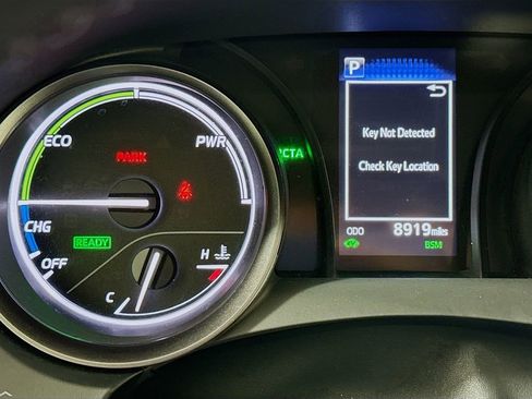 Used 2024 Toyota Camry SE w/ Audio Upgrade Package image 12