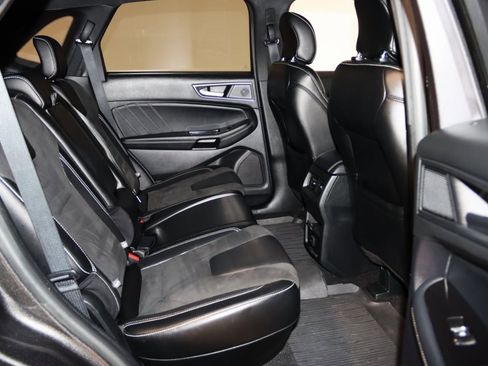 Used 2019 Ford Edge ST w/ Cold Weather Package image 63