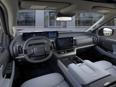 New 2026 Ford Expedition Platinum AWD/4WD image 9