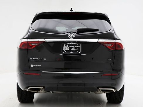 Used 2022 Buick Enclave Essence w/ Experience Buick Package image 8