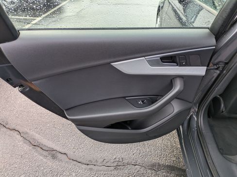 Used 2017 Audi A4 2.0T Premium w/ Convenience Package image 31