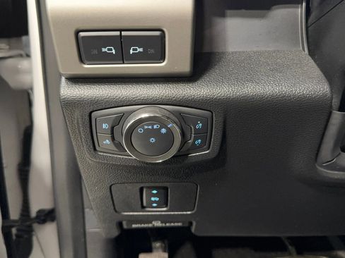 Used 2020 Ford F250 Lariat w/ Lariat Value Package image 30