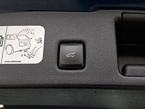 Used 2020 Ford Escape SEL AWD/4WD image 29