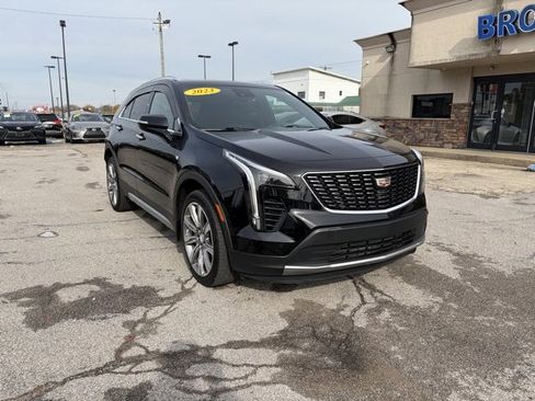 Used 2023 Cadillac XT4 Premium Luxury image 10