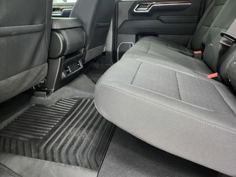 Used 2024 Chevrolet Silverado 2500 LT image 33