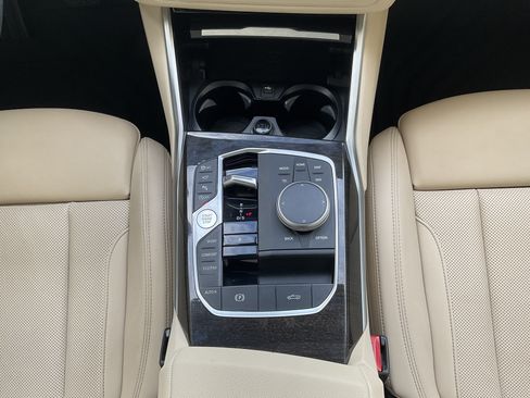 Certified 2024 BMW 430i Convertible w/ Premium Package RWD image 26