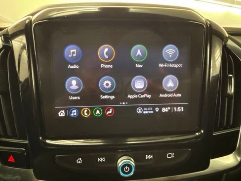 Used 2023 Chevrolet Traverse Premier FWD image 29