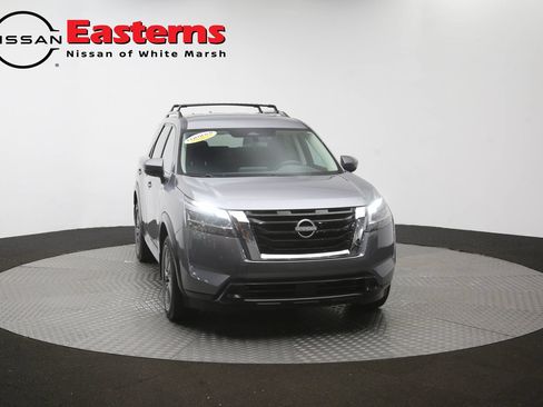 Used 2022 Nissan Pathfinder SV AWD/4WD image 48