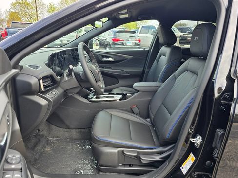 New 2026 Buick Envista Sport Touring w/ Advanced Safety Package FWD image 14