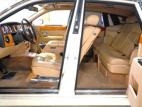 Used 2009 Rolls-Royce Phantom Sedan image 23