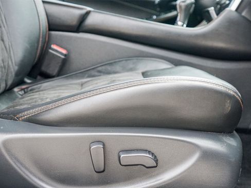 Used 2019 Nissan Maxima SR w/ Premium Package FWD image 29