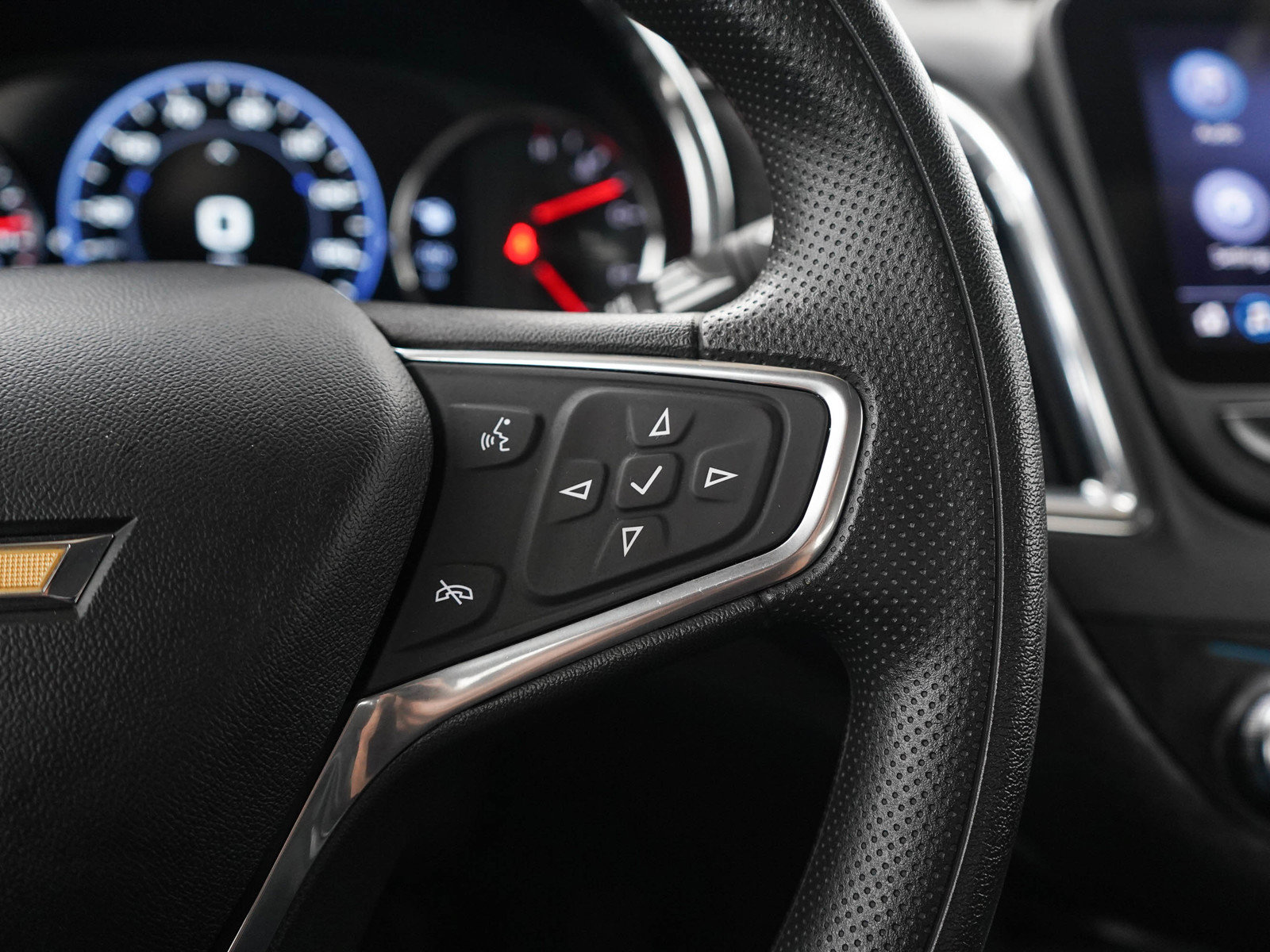 Used 2019 Chevrolet Malibu Hybrid FWD image 24