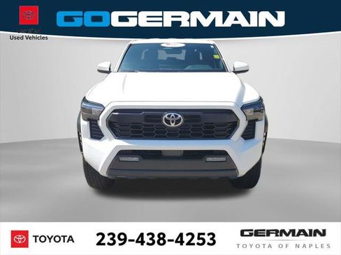 Certified 2025 Toyota Tacoma TRD Off-Road AWD/4WD image 2
