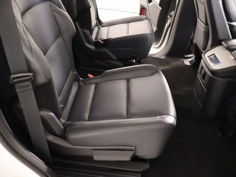New 2026 Lincoln Navigator Reserve w/ Jet Appearance Package AWD/4WD image 15