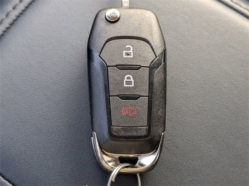 Certified 2025 Ford Maverick XL image 25