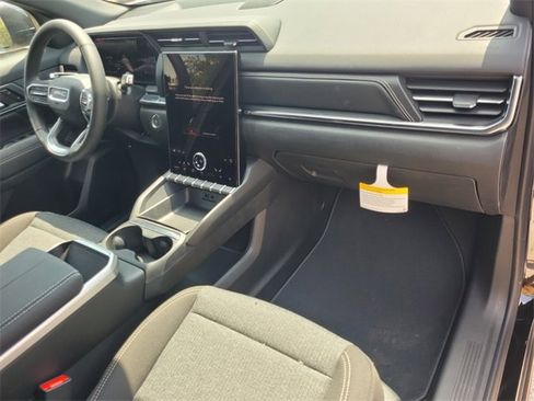 New 2025 GMC Terrain Elevation image 15