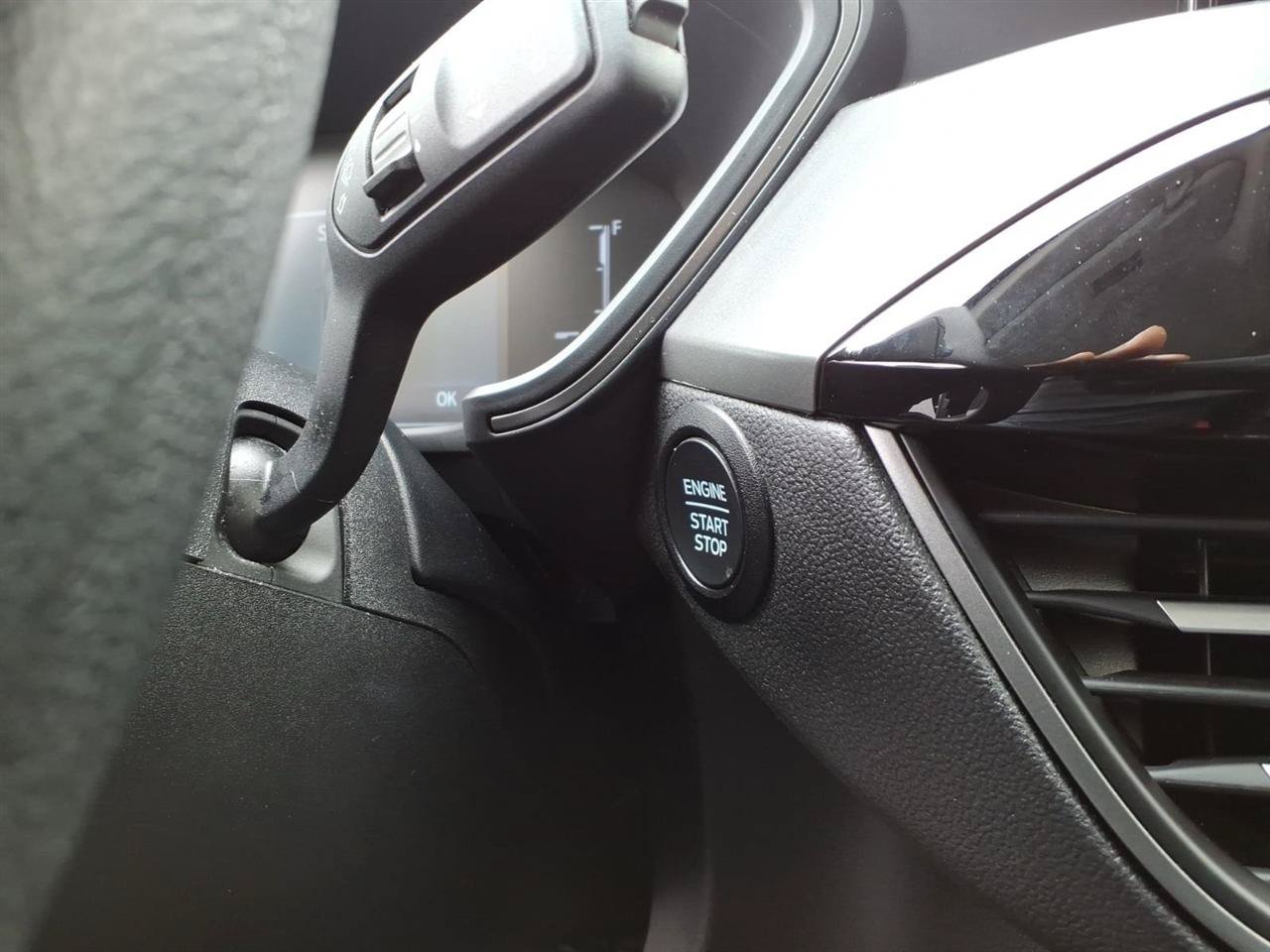Used 2025 Ford Escape Active FWD image 9