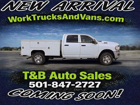 Used 2024 RAM 2500 Tradesman w/ Chrome Appearance Group AWD/4WD image 1