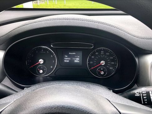Used 2018 Kia Sorento L FWD image 31