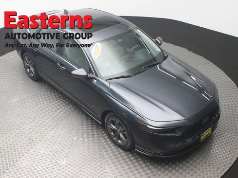 Used 2023 Honda Accord EX image 3