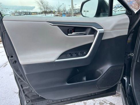 Used 2024 Toyota RAV4 Adventure image 23