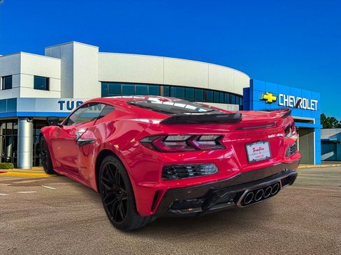 New 2026 Chevrolet Corvette Z06 w/ Battery Protection Package RWD image 2