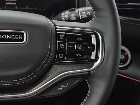 New 2026 Jeep Grand Wagoneer Summit AWD/4WD image 10