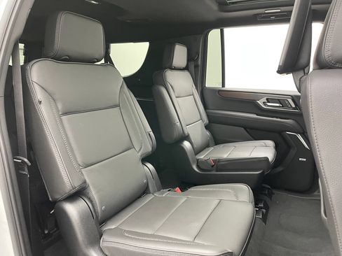 New 2026 GMC Yukon XL Denali w/ Denali Reserve Package AWD/4WD image 45