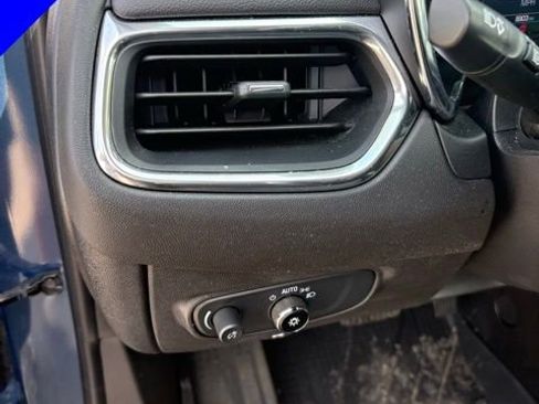 Used 2024 Chevrolet Equinox LT w/ LPO, Floor Liner Package AWD/4WD image 11