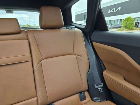 Used 2025 Toyota Crown Signia w/ Advanced Technology Package AWD/4WD image 14