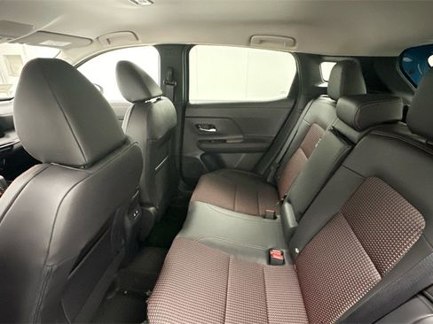 New 2025 Nissan Kicks SR w/ Interior Electronics Package image 10