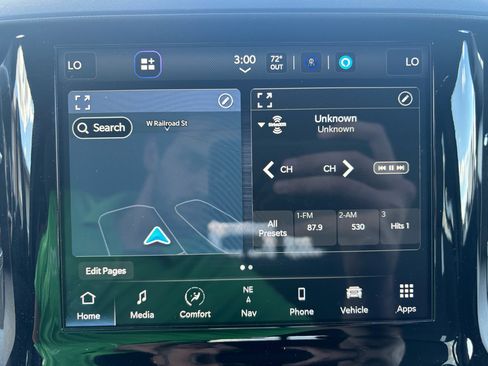 Used 2024 RAM 3500 Tradesman w/ Safety Group image 22