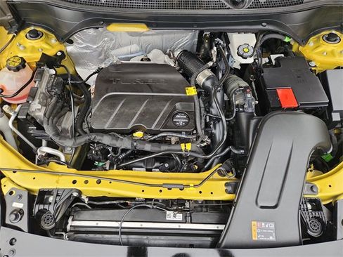 Used 2024 Chevrolet Trax ACTIV w/ Driver Confidence Package image 27