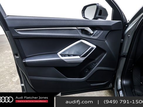 Used 2024 Audi Q3 2.0T Premium image 21