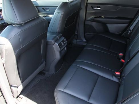 Used 2025 Nissan Murano SV AWD/4WD image 26