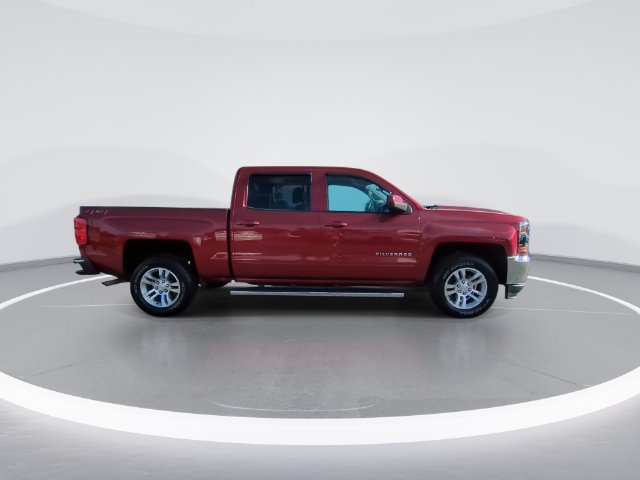 Used 2018 Chevrolet Silverado 1500 LT w/ All Star Edition AWD/4WD image 9