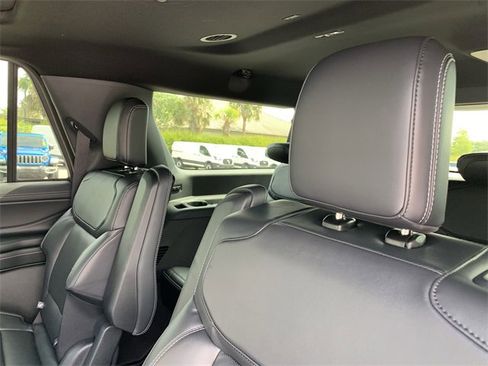 New 2025 Ford Expedition Max Platinum w/ Stealth Performance Package image 19