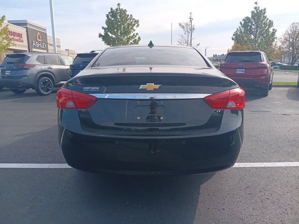 Used 2014 Chevrolet Impala LT w/ Convenience Package FWD image 3