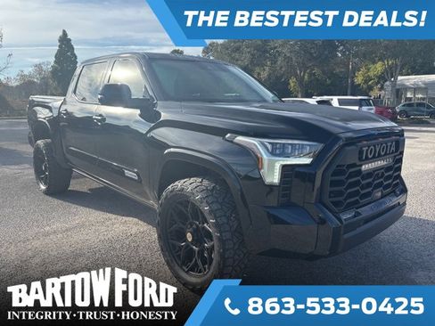 Used 2022 Toyota Tundra Platinum image 3