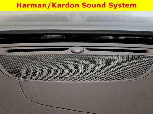 Used 2023 Volvo S60 B5 Ultimate w/ Climate Package image 28