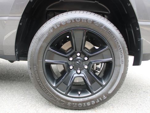 Used 2023 RAM 1500 Big Horn image 10