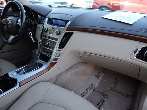 Used 2010 Cadillac CTS Luxury AWD/4WD image 18