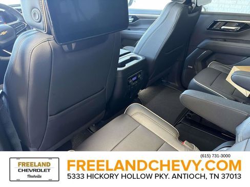 New 2026 Chevrolet Suburban Premier image 16