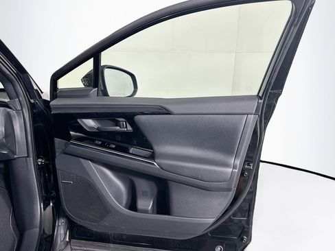 Used 2023 Subaru Solterra AWD image 33