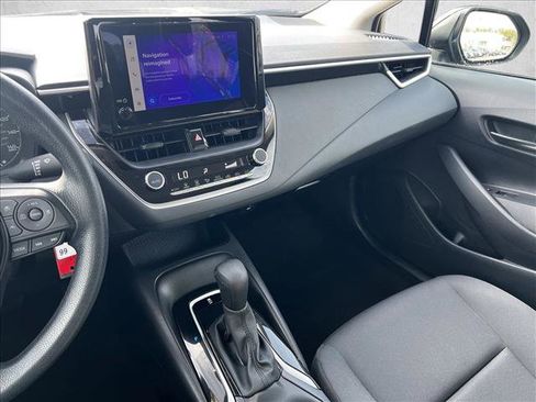 Used 2025 Toyota Corolla LE image 15