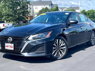 Used 2024 Nissan Altima 2.5 SV FWD video 1