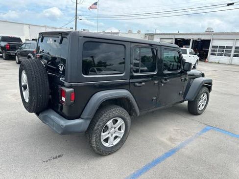 Used 2021 Jeep Wrangler Unlimited Sport w/ Cold Weather Group AWD/4WD image 19