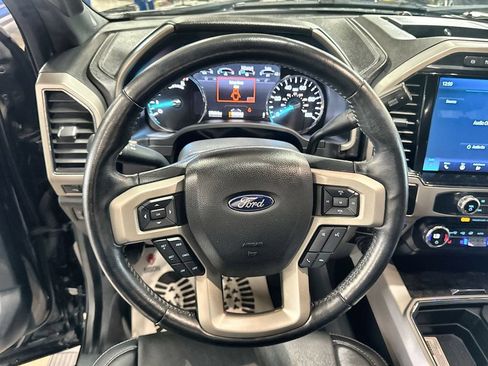 Used 2022 Ford F350 Lariat w/ Tremor Off-Road Package AWD/4WD image 17